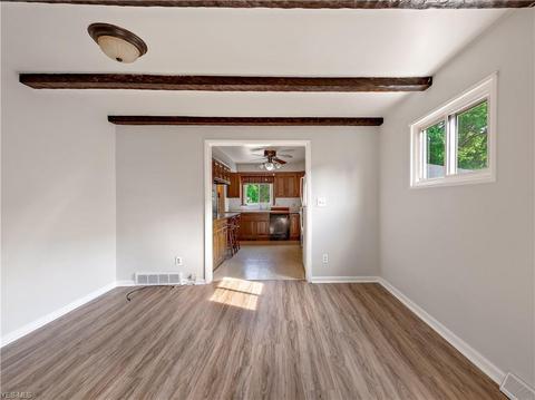 120 E 13th St, Dover, OH 44622 photo 7