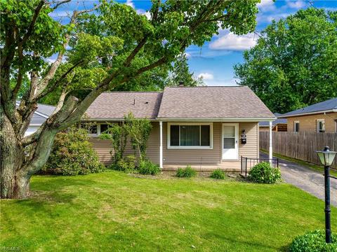 120 E 13th St, Dover, OH 44622 photo 1