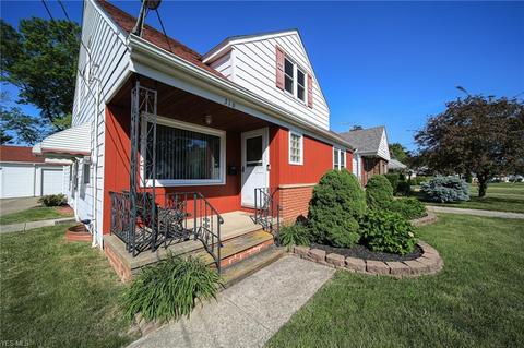 316 E 280th St, Euclid, OH 44132 photo 2