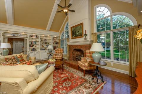 3481 Perry Dr NW, Canton, OH 44708 photo 13