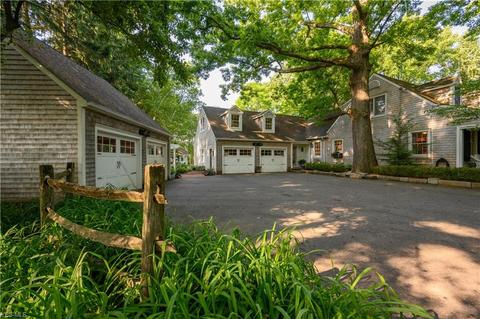 3481 Perry Dr NW, Canton, OH 44708 photo 3