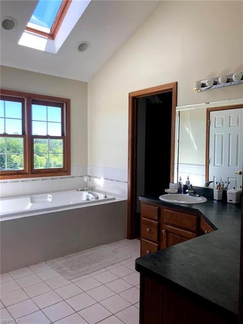 9555 Bascom Rd, Chardon, OH 44024 photo 24