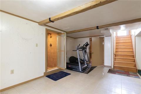 453 W Omar St, Struthers, OH 44471 photo 16