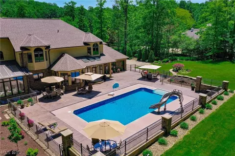 8310 Eagle Ridge Dr, Concord, OH 44077 photo 32