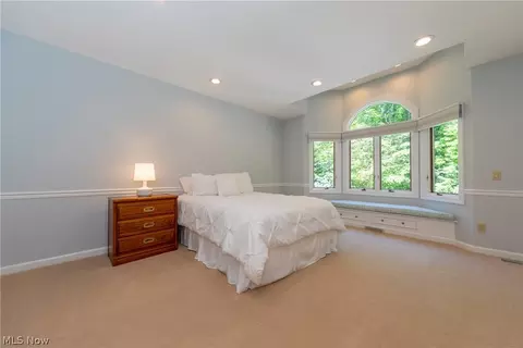 8310 Eagle Ridge Dr, Concord, OH 44077 photo 26