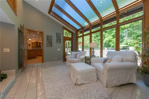 8310 Eagle Ridge Dr, Concord, OH 44077 photo 8