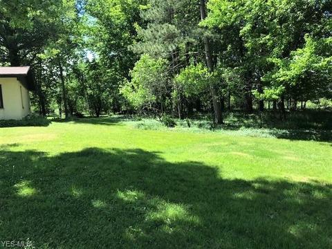 4403 W Pleasant Valley Rd, Parma, OH 44134 photo 2