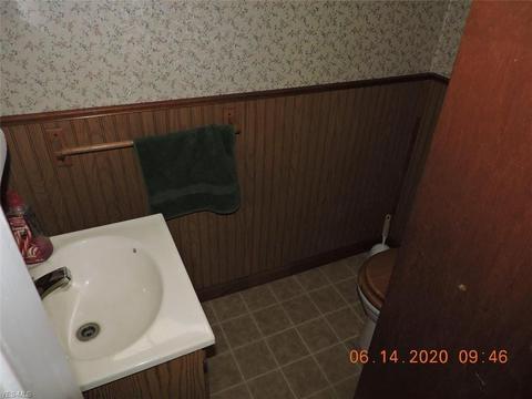 5107 Dunsmore Ave, Ashtabula, OH 44004 photo 17
