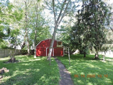5107 Dunsmore Ave, Ashtabula, OH 44004 photo 4