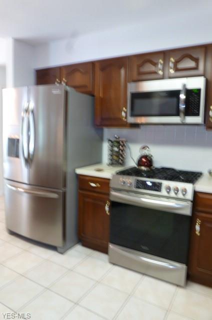 5540 Walnut Grove Cir, Struthers, OH 44471 photo 13