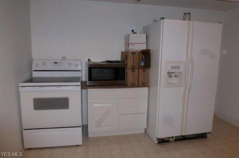 5540 Walnut Grove Cir, Struthers, OH 44471 photo 30