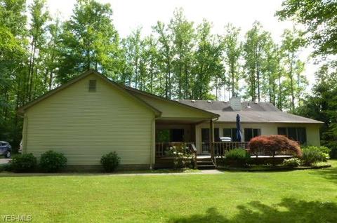 5540 Walnut Grove Cir, Struthers, OH 44471 photo 7