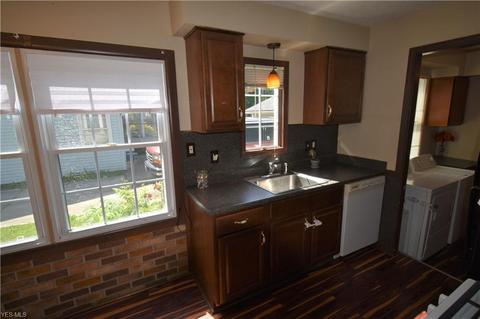 460 Metcalf Rd, Elyria, OH 44035 photo 12