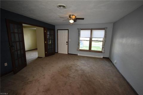 460 Metcalf Rd, Elyria, OH 44035 photo 6