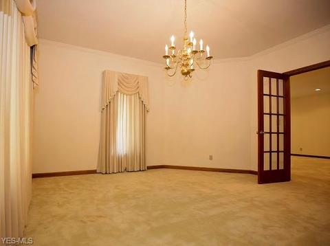 725 Kent Cir, Elyria, OH 44035 photo 11