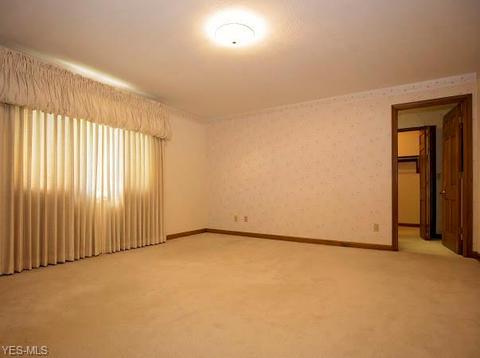 725 Kent Cir, Elyria, OH 44035 photo 27