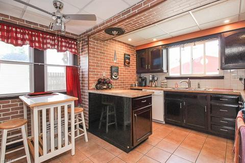 500 Eckard Ave, Akron, OH 44314 photo 5
