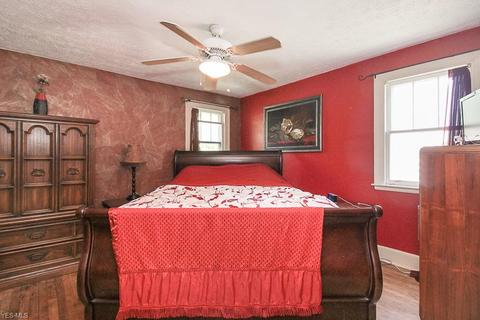 500 Eckard Ave, Akron, OH 44314 photo 10