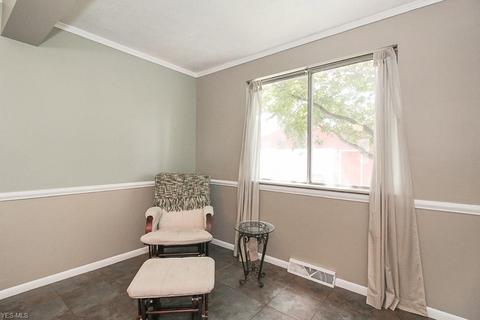 500 Eckard Ave, Akron, OH 44314 photo 8