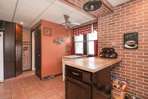 500 Eckard Ave, Akron, OH 44314 photo 6