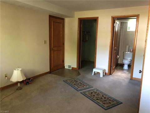 1663 Cloverfield Dr, Copley, OH 44321 photo 12