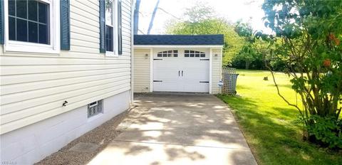 240 Root Rd, Lorain, OH 44052 photo 7