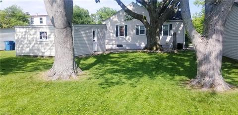 240 Root Rd, Lorain, OH 44052 photo 10