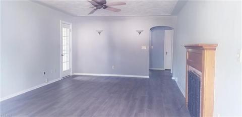 240 Root Rd, Lorain, OH 44052 photo 11