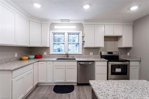 3314 E Smith Rd, Medina, OH 44256 photo 9