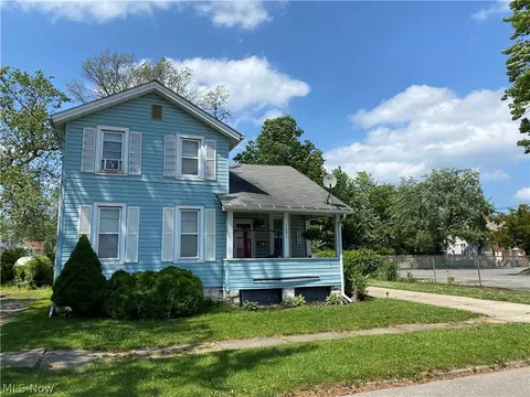 1627 W 7th St, Ashtabula, OH 44004 photo 1