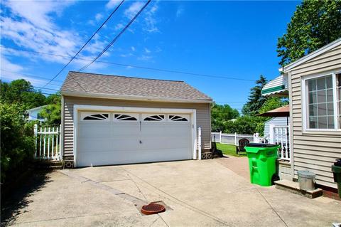 2400 E 290th St, Wickliffe, OH 44092 photo 5