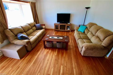 2400 E 290th St, Wickliffe, OH 44092 photo 8