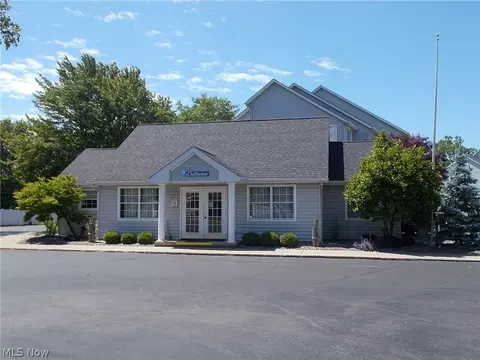 6035 Lake Rd W #324, Ashtabula, OH 44004 photo 1