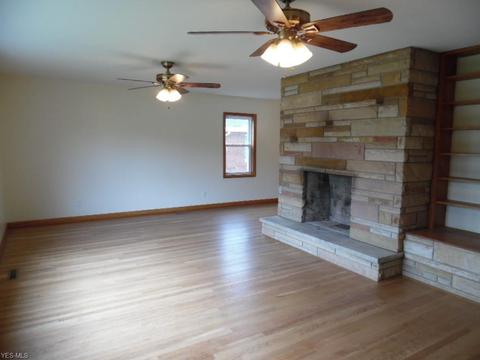 711 Mitchell Ave, Beverly, OH 45715 photo 6