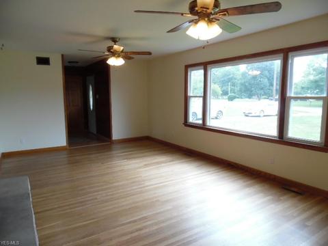 711 Mitchell Ave, Beverly, OH 45715 photo 7