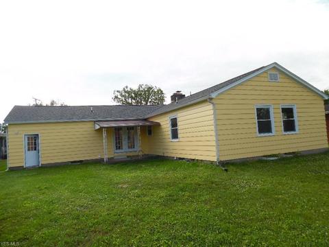 711 Mitchell Ave, Beverly, OH 45715 photo 3
