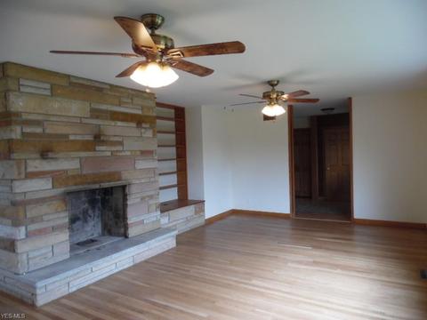 711 Mitchell Ave, Beverly, OH 45715 photo 5