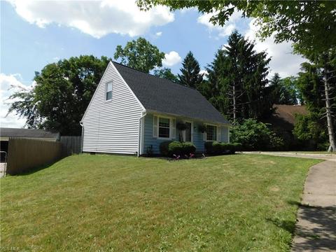 1536 Gurley Ave, Akron, OH 44310 photo 27