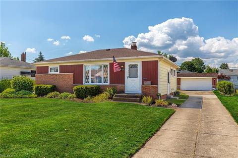 11301 Aaron Dr, Parma, OH 44130 photo 21