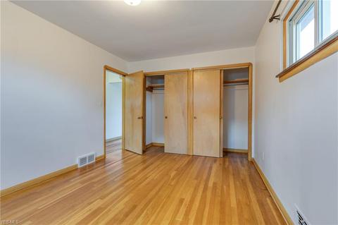 11301 Aaron Dr, Parma, OH 44130 photo 10