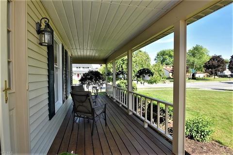 32576 Ashdown Dr, Solon, OH 44139 photo 5