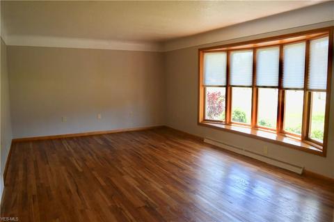3308 Center Rd, Ashtabula, OH 44004 photo 11