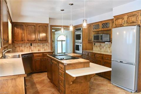 3308 Center Rd, Ashtabula, OH 44004 photo 7