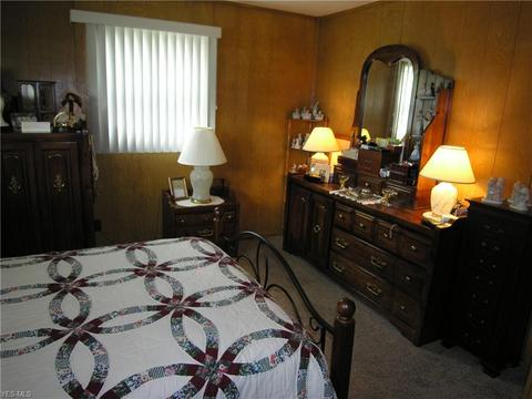 121 Coronado Ct, Elyria, OH 44035 photo 9