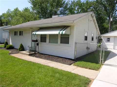 121 Coronado Ct, Elyria, OH 44035 photo 1