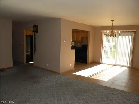 4134 Shelby Rd, Youngstown, OH 44511 photo 6