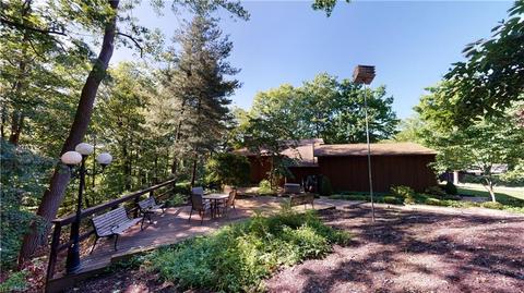 245 Windward Dr, Elyria, OH 44035 photo 4