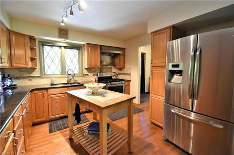 245 Windward Dr, Elyria, OH 44035 photo 7