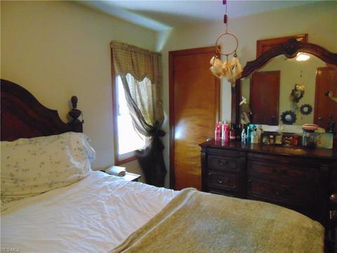 5335 Broadway Ave, Lorain, OH 44052 photo 18
