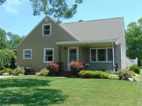 5335 Broadway Ave, Lorain, OH 44052 photo 3